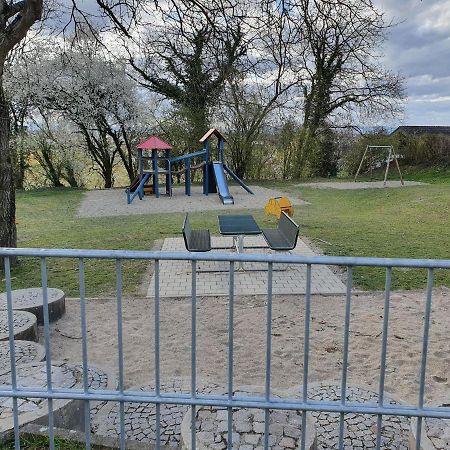 Ferienwohnung Zum Schlossblick Naehe Europa Park Mahlberg Exterior foto